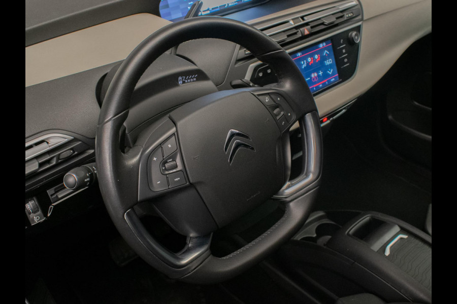 Citroën C4 Grand SpaceTourer 1.2 PureTech Shine 7p. Sport (APPLE CARPLAY,NAVI,CAMERA,360 VIEW,LEDER,GETINT,CLIMATE,SPORTSTOELEN)