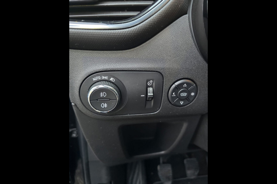 Opel Crossland X 1.2 Turbo Innovation | 1E EIGENAAR | 12MND GARANTIE | STOEL-STUURVERWARMING | NAVI | CAMERA