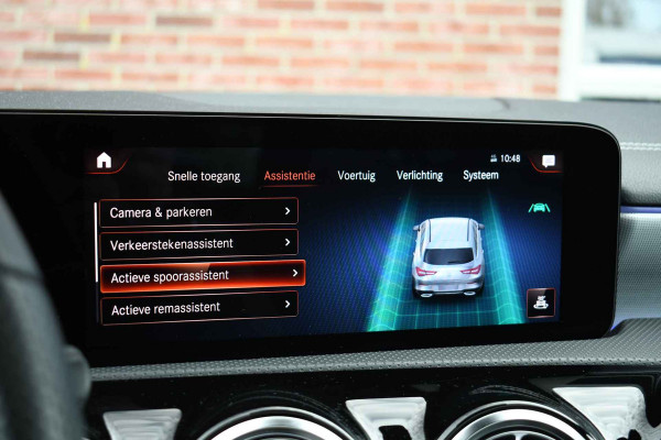 Mercedes-Benz CLA-Klasse Shooting Brake 250 e AMG Magno! Pano HUD 19inch Night El-zetel Camera