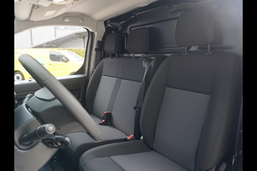 Opel Vivaro Electric L3 75 kWh | tot 8 jaar garantie | navigatie incl. Apple Carplay | airco | parkeersensoren | e-Call pakket | 3-zitplaatsen | rijklaarprijs