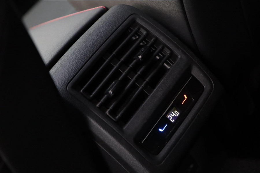 Volkswagen Golf 2.0 TSI GTI Clubsport / PANO / HK / MEMORY / KEYLESS / HUD / IQ / ACC