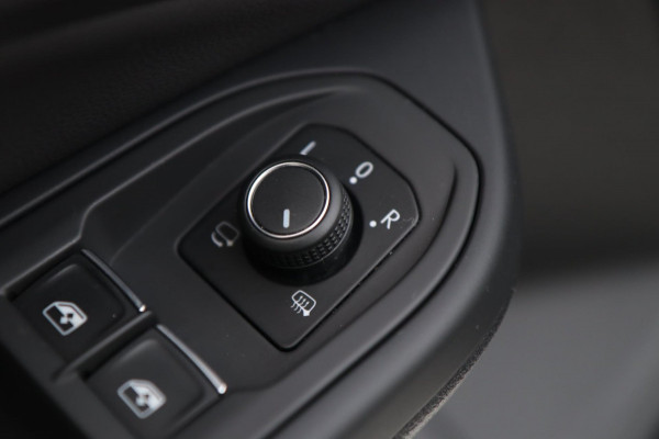 Volkswagen Golf 2.0 TSI GTI Clubsport / PANO / HK / MEMORY / KEYLESS / HUD / IQ / ACC