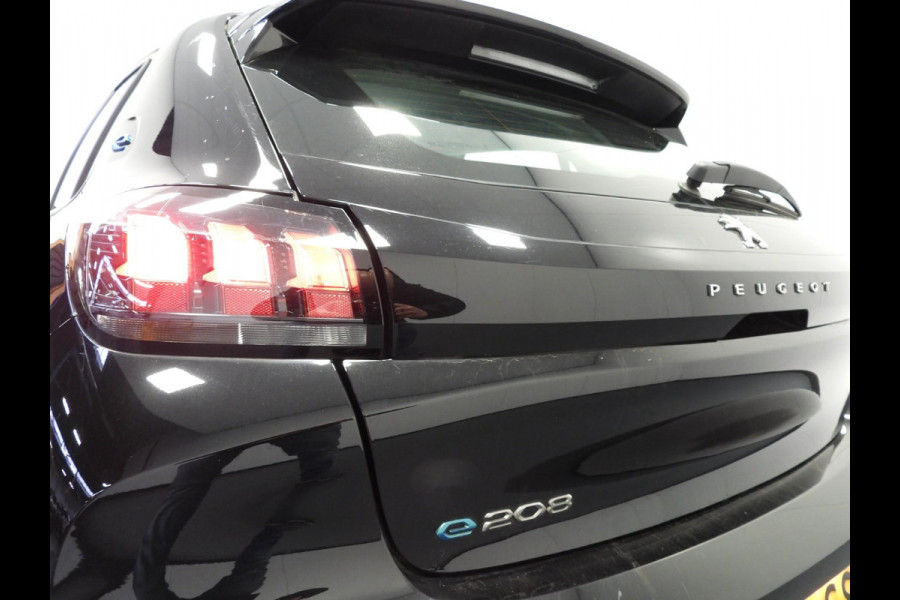 Peugeot e-208 EV Active Pack 50 kWh NAVI/CLIMA/CRUISE/PDC!