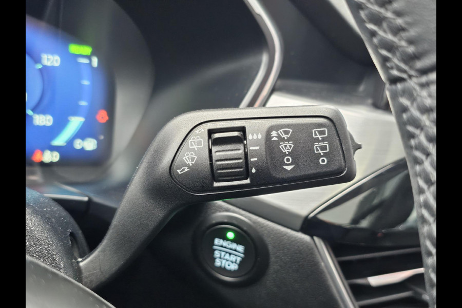 Ford Kuga 2.5 PHEV Titanium X | Panoramadak | Adaptive cruise control | Winter Pack | Achteruitrijcamera | Dubbele wielset