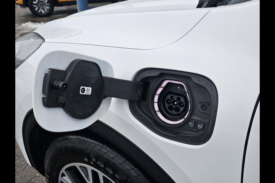 Ford Kuga 2.5 PHEV Titanium X | Panoramadak | Adaptive cruise control | Winter Pack | Achteruitrijcamera | Dubbele wielset