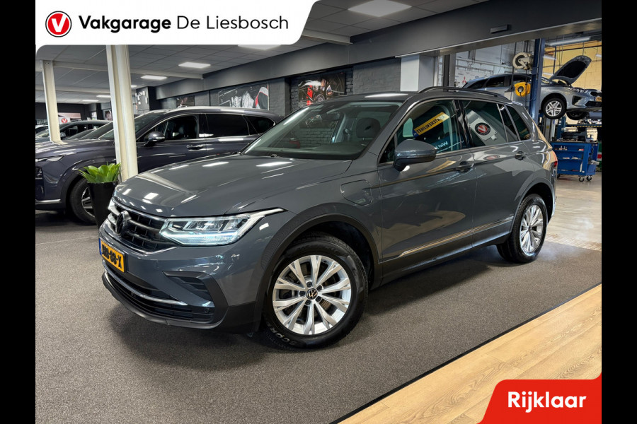 Volkswagen Tiguan 1.4 TSI eHybrid comfort Business+/navi/camera/apple carplay/boeken