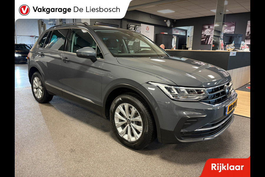 Volkswagen Tiguan 1.4 TSI eHybrid comfort Business+/navi/camera/apple carplay/boeken