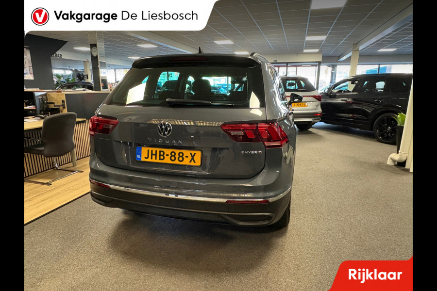 Volkswagen Tiguan 1.4 TSI eHybrid comfort Business+/navi/camera/apple carplay/boeken
