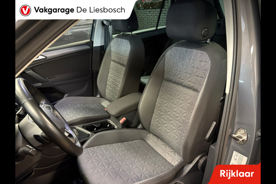 Volkswagen Tiguan 1.4 TSI eHybrid comfort Business+/navi/camera/apple carplay/boeken