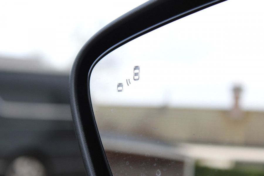 Ford Kuga 2.5 PHEV ST-Line X | Panoramadak | Trekhaak | BLIS | B&O | Full Options