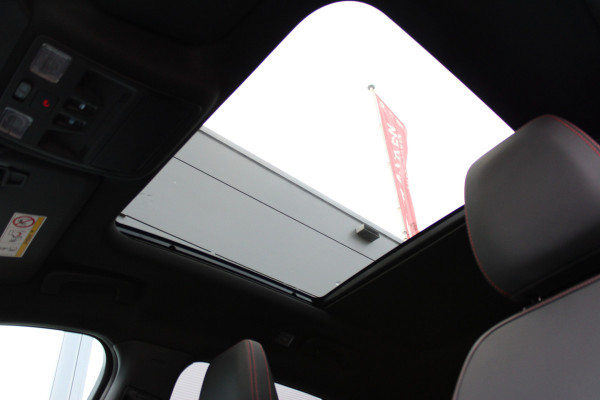 Ford Kuga 2.5 PHEV ST-Line X | Panoramadak | Trekhaak | BLIS | B&O | Full Options