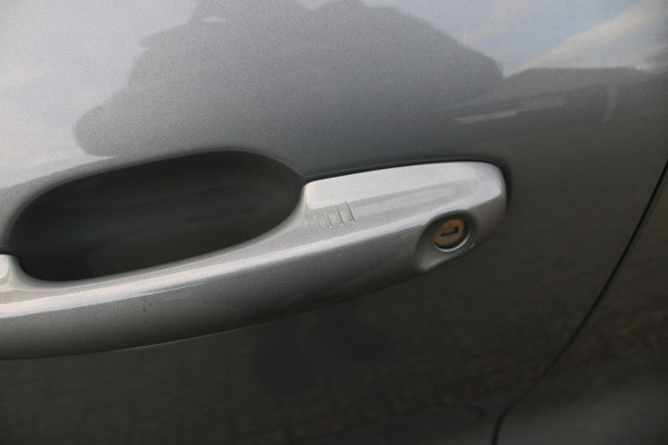 Ford Kuga 2.5 PHEV ST-Line X | Panoramadak | Trekhaak | BLIS | B&O | Full Options