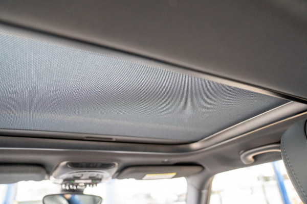 MINI Mini Electric Yours 33 kWh|Prijs rijklaar incl 12 mnd garantie|HUD Harman Kardon Leder Camera