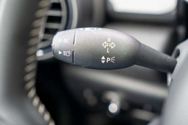 MINI Mini Electric Yours 33 kWh|Prijs rijklaar incl 12 mnd garantie|HUD Harman Kardon Leder Camera