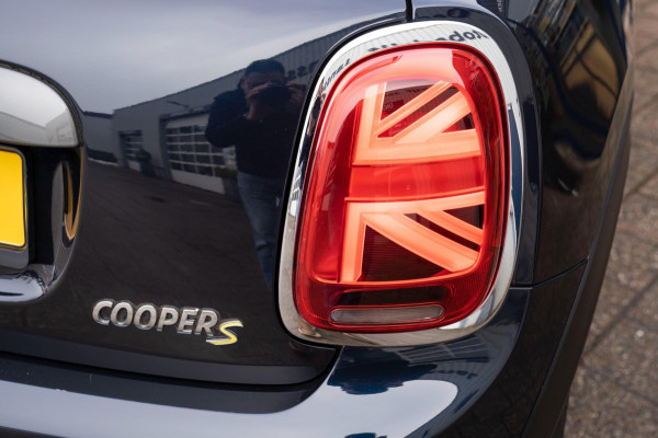 MINI Mini Electric Yours 33 kWh|Prijs rijklaar incl 12 mnd garantie|HUD Harman Kardon Leder Camera