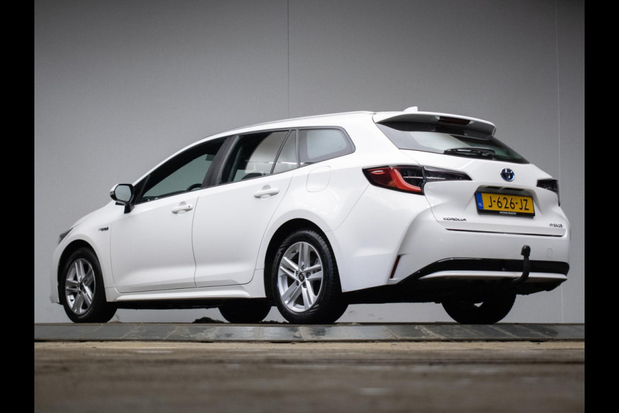 Toyota Corolla Touring Sports 1.8 Hybrid Active Sport (NAVI,CLIMATE,ADAPTIVE CRUISE,CAMERA,PDC,SPORTSTOELEN,LM VELGEN,NETTE STAAT)