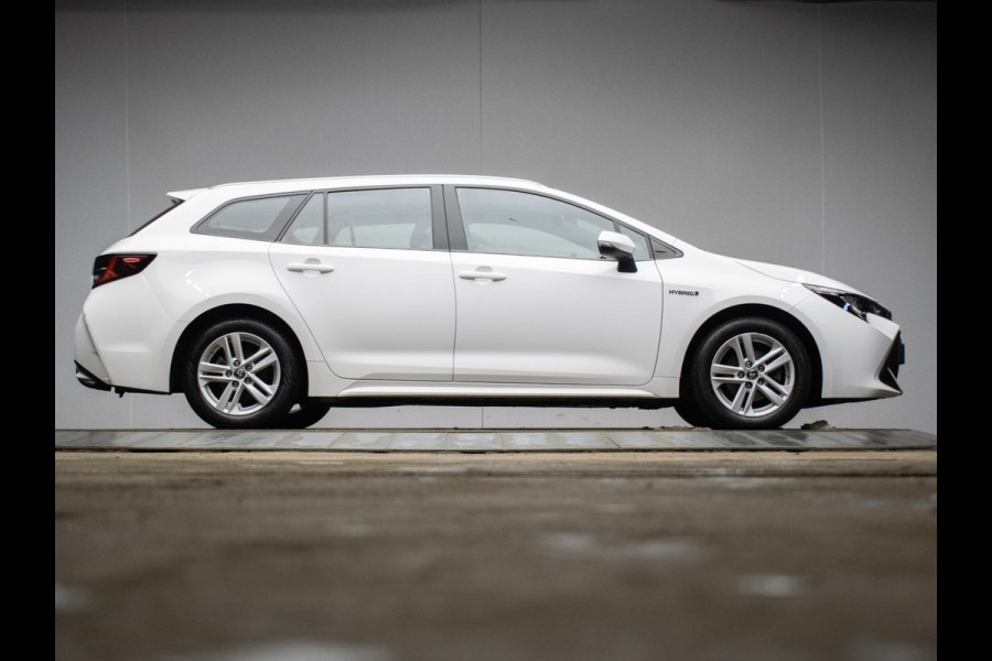 Toyota Corolla Touring Sports 1.8 Hybrid Active Sport (NAVI,CLIMATE,ADAPTIVE CRUISE,CAMERA,PDC,SPORTSTOELEN,LM VELGEN,NETTE STAAT)