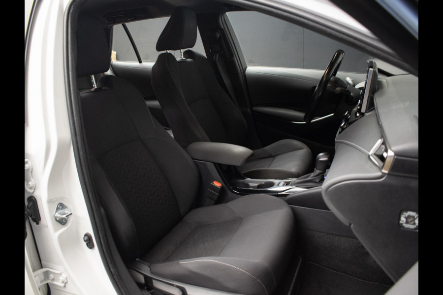 Toyota Corolla Touring Sports 1.8 Hybrid Active Sport (NAVI,CLIMATE,ADAPTIVE CRUISE,CAMERA,PDC,SPORTSTOELEN,LM VELGEN,NETTE STAAT)