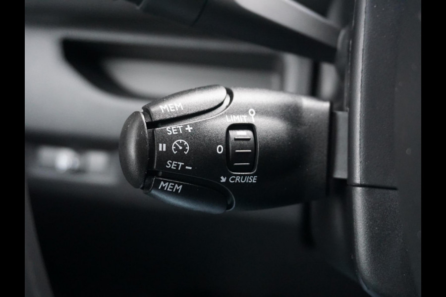 Opel Vivaro Electric L3 75 kWh | tot 8 jaar garantie | navigatie incl. Apple Carplay | airco | parkeersensoren | e-Call pakket | Comfort stoelen | rijklaarprijs |