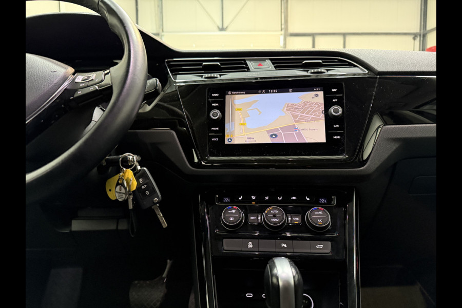 Volkswagen Touran 7p 1.5 TSI 150pk DSG Highline | ACC | Full Led