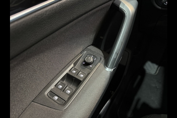 Volkswagen Touran 7p 1.5 TSI 150pk DSG Highline | ACC | Full Led