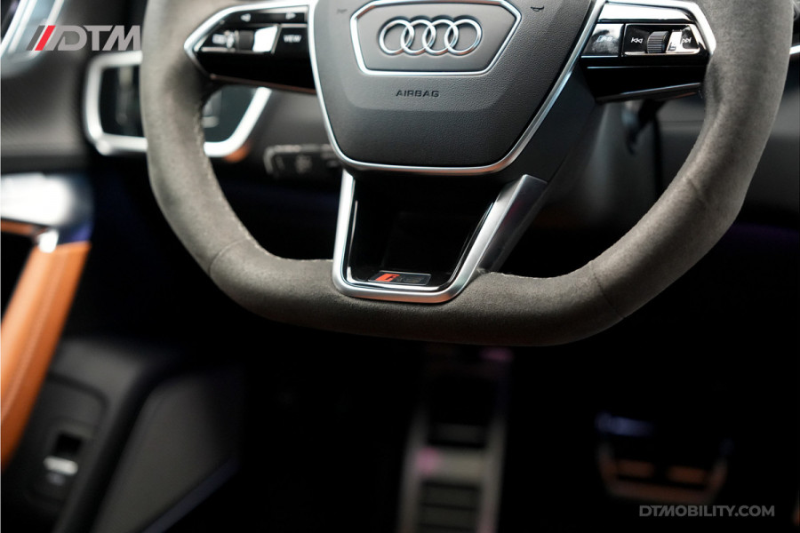 Audi RS6 Avant 4.0TFSi | B&O 3D | Akrapovic | 4WS | VOL |