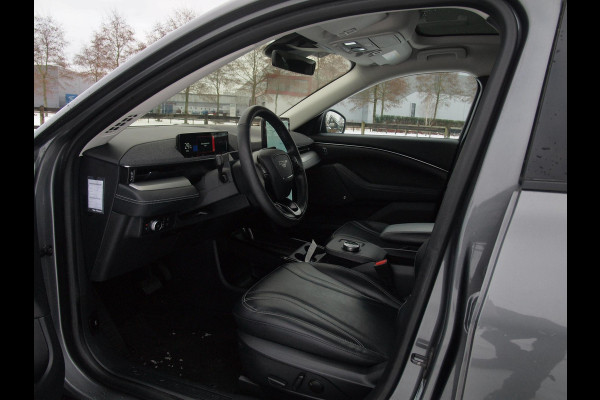 Ford Mustang Mach-E Extended RWD 98 kWh | Panoramadak | 360 Camera | Trekhaak | B&O | NL-Auto |