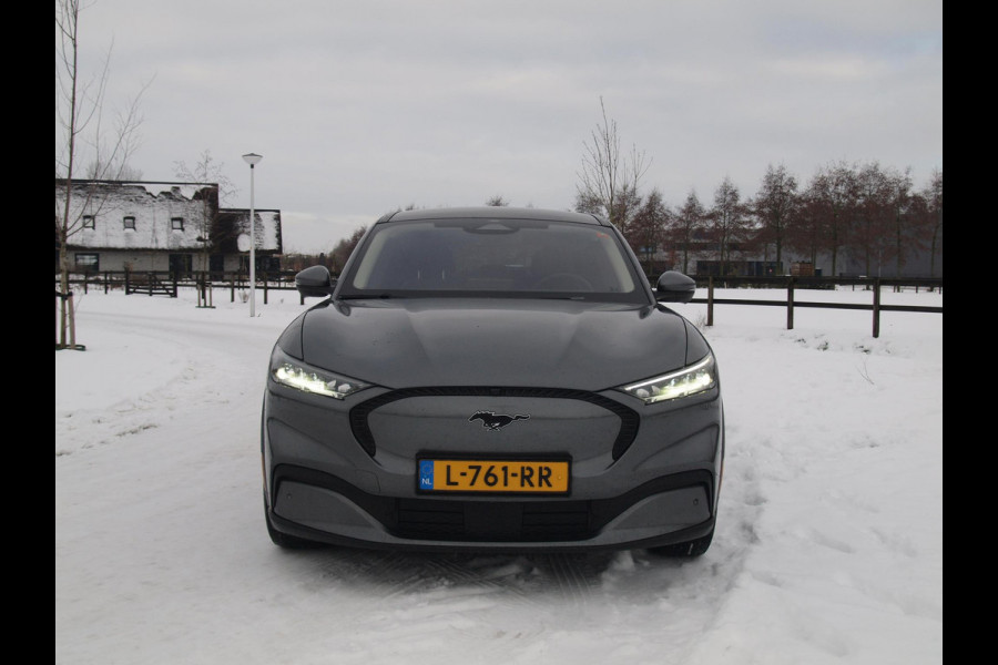 Ford Mustang Mach-E Extended RWD 98 kWh | Panoramadak | 360 Camera | Trekhaak | B&O | NL-Auto |