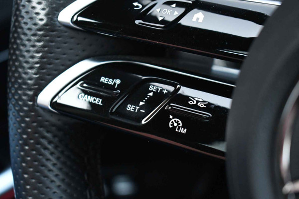 Mercedes-Benz C-Klasse Estate 300 e AMG Magno! Pano Distr Trekh HUD 360 Memory Night