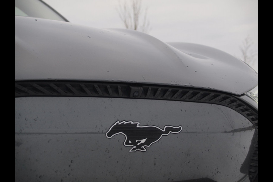 Ford Mustang Mach-E Extended RWD 98 kWh | Panoramadak | 360 Camera | Trekhaak | B&O | NL-Auto |