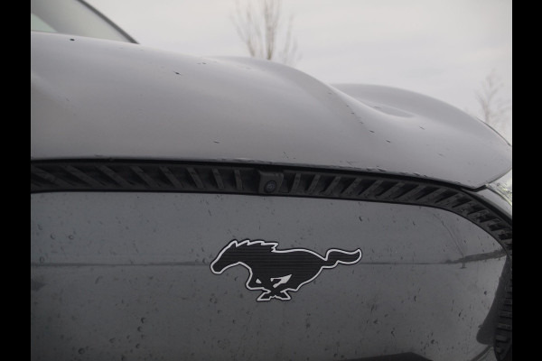 Ford Mustang Mach-E Extended RWD 98 kWh | Panoramadak | 360 Camera | Trekhaak | B&O | NL-Auto |