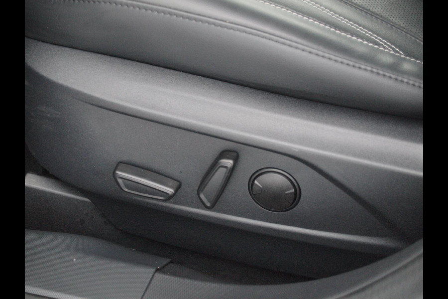 Ford Mustang Mach-E Extended RWD 98 kWh | Panoramadak | 360 Camera | Trekhaak | B&O | NL-Auto |