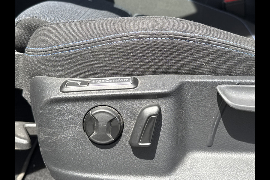 Volkswagen Passat Variant GTE 218PK DSG HYBRID GTE BUSINESS CAMERA/NAVI/TREKHAAK