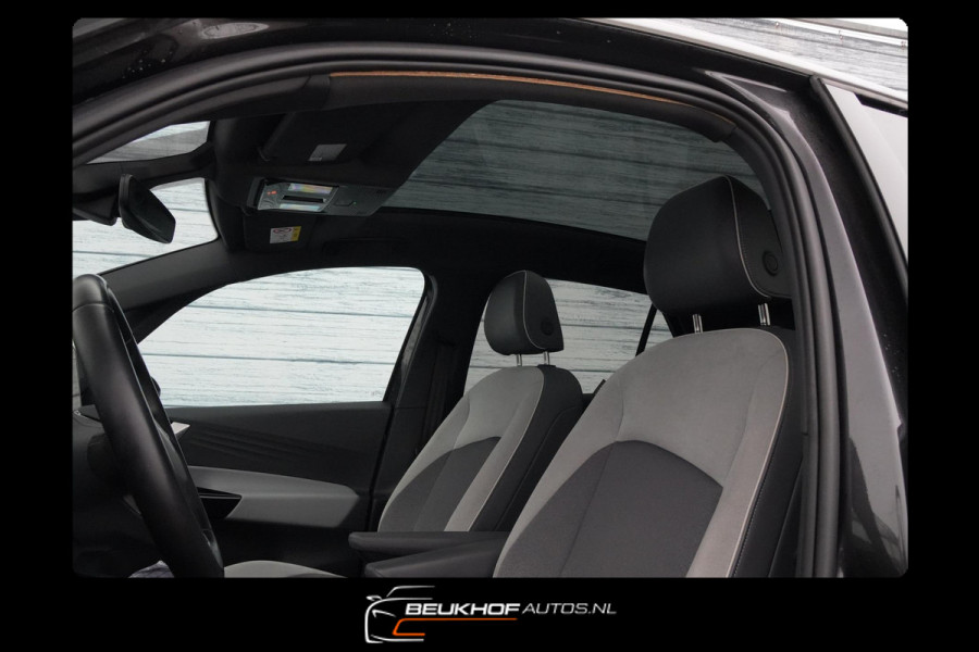 Volkswagen ID.3 First Max 58 kWh Pano Trekhaak Camera Soh94%