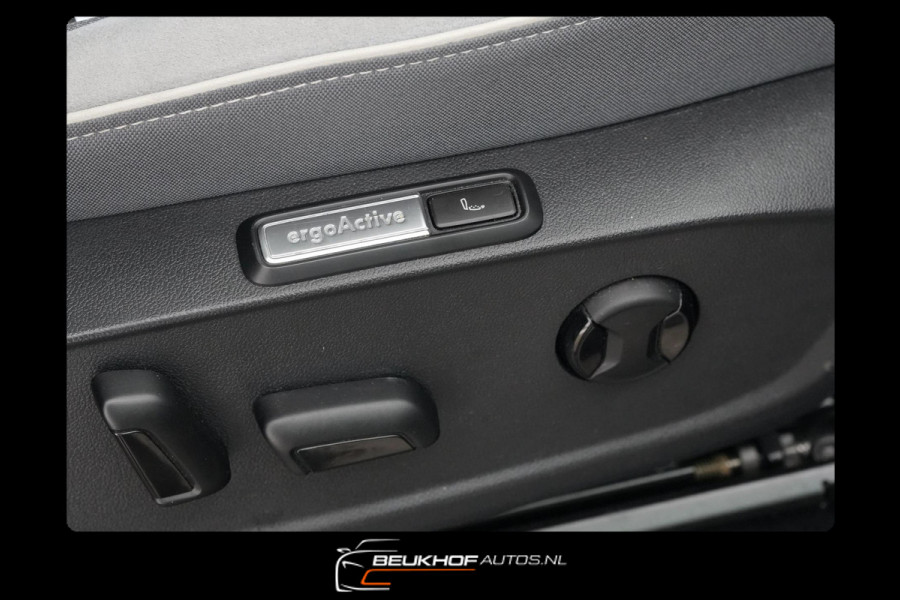 Volkswagen ID.3 First Max 58 kWh Pano Trekhaak Camera Soh94%