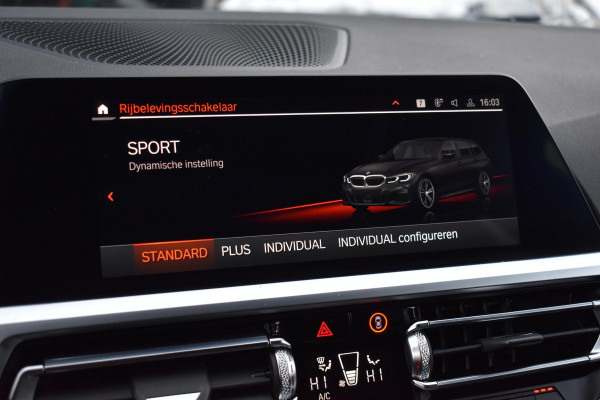 BMW 3 Serie Touring M340i xDrive Executive Camera360 Harman/Kardon Sfeerverlichting