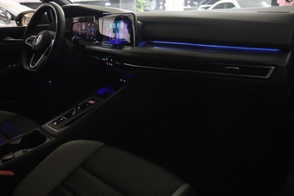 Volkswagen Golf 1.4 eHybrid GTE / PANO/HUD/IQLIGHT/MEM/CARPLAY/VOL
