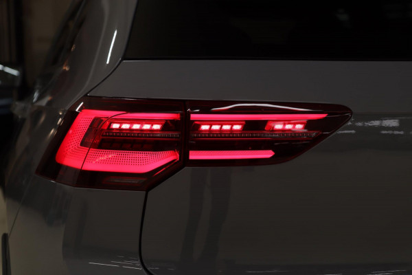 Volkswagen Golf 2.0 TSI GTI CLUBSPORT /PANO/ACC/CAM/CARPLAY/IQ-LIGHT/VOLL