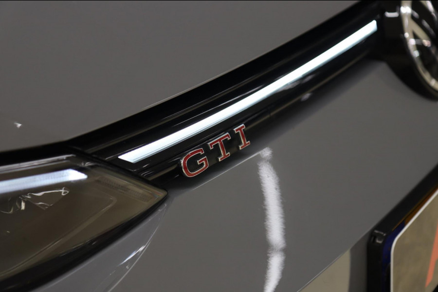 Volkswagen Golf 2.0 TSI GTI CLUBSPORT /PANO/ACC/CAM/CARPLAY/IQ-LIGHT/VOLL