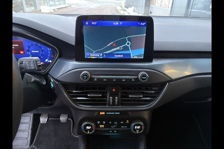 Ford FOCUS Wagon 1.0 EcoB.Hybrid 155pk Active X Business KEYLESS/B&OAUDIO/NAVI/CARPLAY/PDC/18INCH