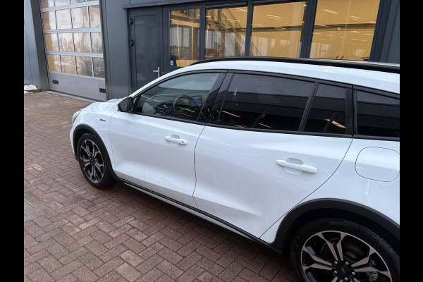 Ford FOCUS Wagon 1.0 EcoB.Hybrid 155pk Active X Business KEYLESS/B&OAUDIO/NAVI/CARPLAY/PDC/18INCH