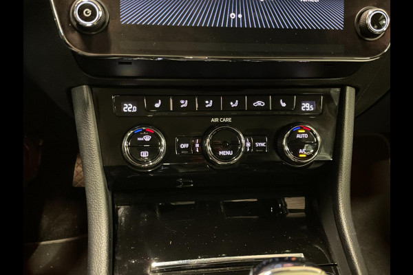 Škoda Superb Combi 1.4 TSI ACT Ambition Business|AUTOMAAT|APPLE CARPLAY|NAVIGATIE|CRUISE, CLIMATE CONTROL|STOELVERW|NL-AUTO|NAP|