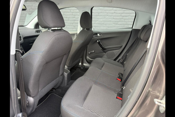 Peugeot 208 1.2 PureTech Signature NAVI | CARPLAY | PDC | AIRCO | NWE APK