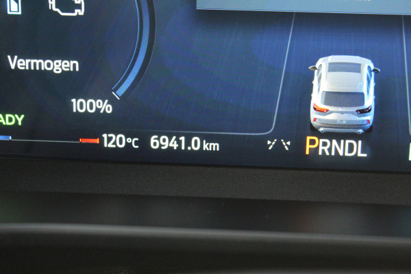 Ford Kuga 2.5-243pk PHEV ST-Line X. Nieuwste model ! Van €. 54.937,- voor €. 43.735,- ! Trekgewicht 2.100kg ! Elektr. panoramadak, Elektr. inklapb. trekhaak, stoel-, stuur- en voorraamverw., lane- en side assist, 360gr. camera, HUD, Apple/Android, Elektr. verstelb. stoelen, LED verl. etc etc