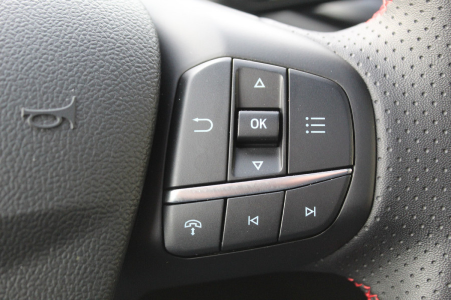 Ford Kuga 2.5-243pk PHEV ST-Line X. Nieuwste model ! Van €. 54.937,- voor €. 43.735,- ! Trekgewicht 2.100kg ! Elektr. panoramadak, Elektr. inklapb. trekhaak, stoel-, stuur- en voorraamverw., lane- en side assist, 360gr. camera, HUD, Apple/Android, Elektr. verstelb. stoelen, LED verl. etc etc