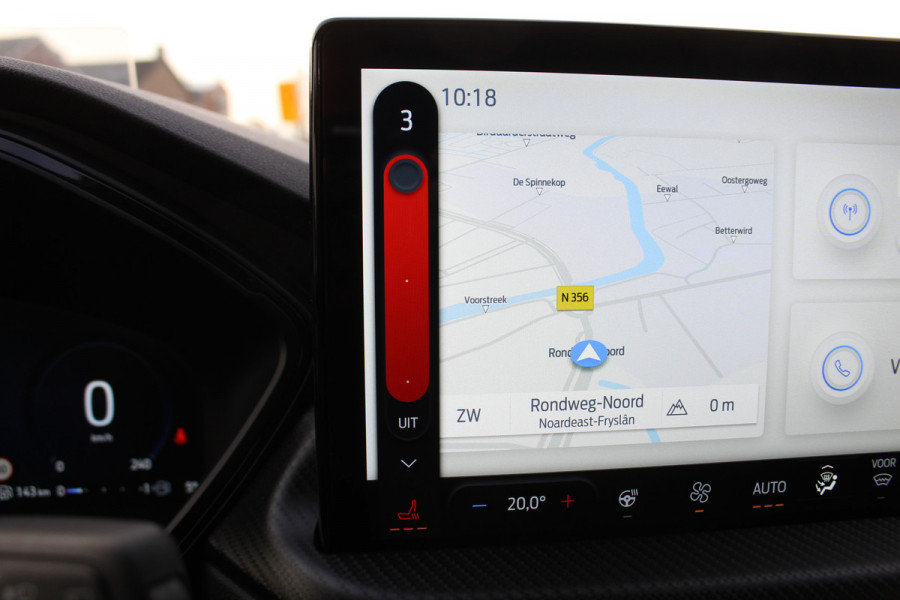 Ford Kuga 2.5-243pk PHEV ST-Line X. Nieuwste model ! Van €. 54.937,- voor €. 43.735,- ! Trekgewicht 2.100kg ! Elektr. panoramadak, Elektr. inklapb. trekhaak, stoel-, stuur- en voorraamverw., lane- en side assist, 360gr. camera, HUD, Apple/Android, Elektr. verstelb. stoelen, LED verl. etc etc