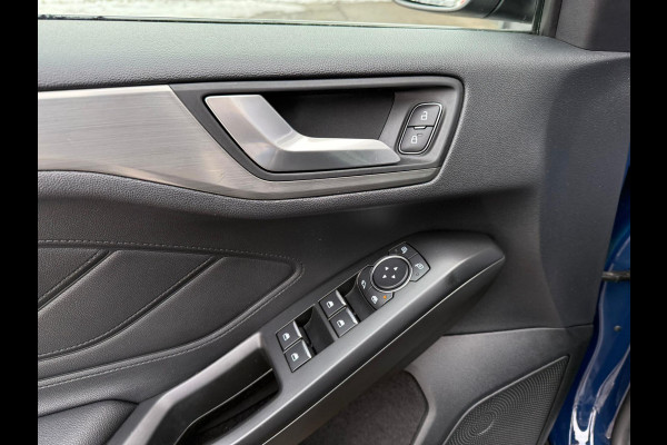 Ford Focus 1.0 EcoBoost Titanium Business CARPLAY | NAVI | PDC | KEYLESS | NWE