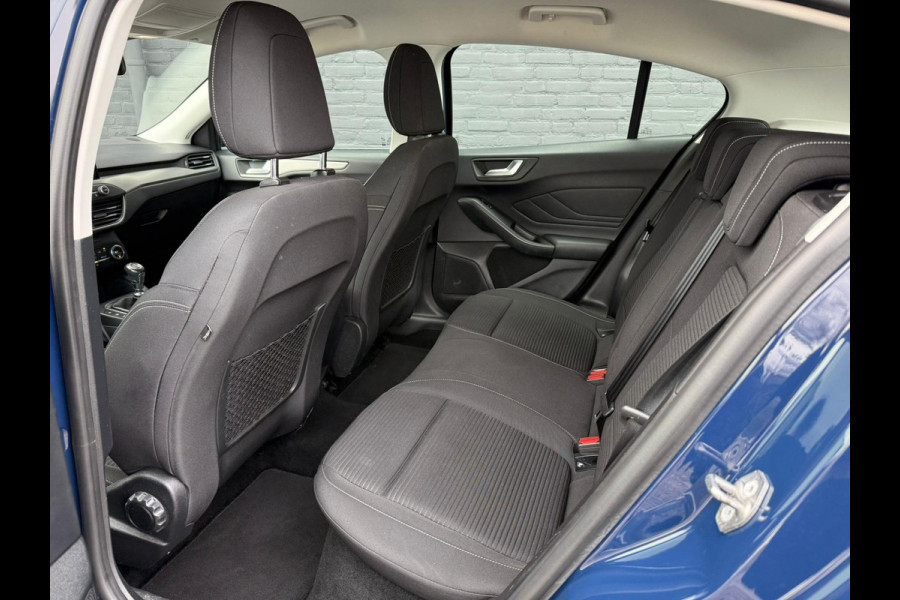 Ford Focus 1.0 EcoBoost Titanium Business CARPLAY | NAVI | PDC | KEYLESS | NWE