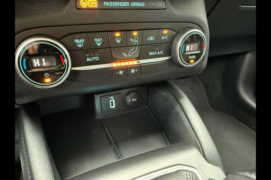 Ford Focus 1.0 EcoBoost Titanium Business CARPLAY | NAVI | PDC | KEYLESS | NWE