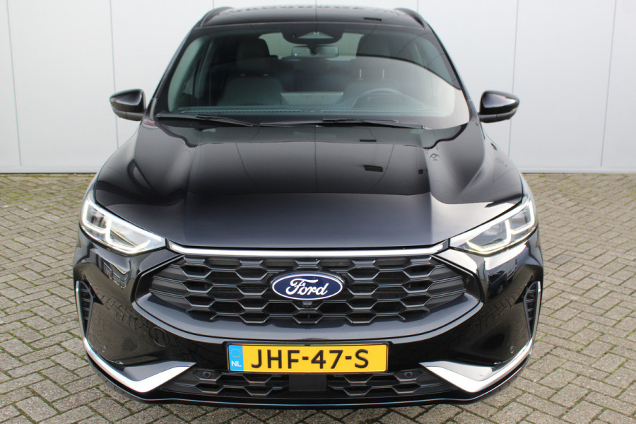 Ford Kuga 2.5-243pk PHEV ST-Line X. Trekgewicht 2.100kg. Nieuw Model ! Van €. 54.937,- voor €. 43.735,- Trekgewicht van 2.100kg ! Elektr. panodak., elektr. trekhaak, stoel-, stuur- en voorraamverw., 360gr. Camera, HUD, AppleCarplay/Androidauto, Elektr. verstelb. comfortstoelen, LED verl.